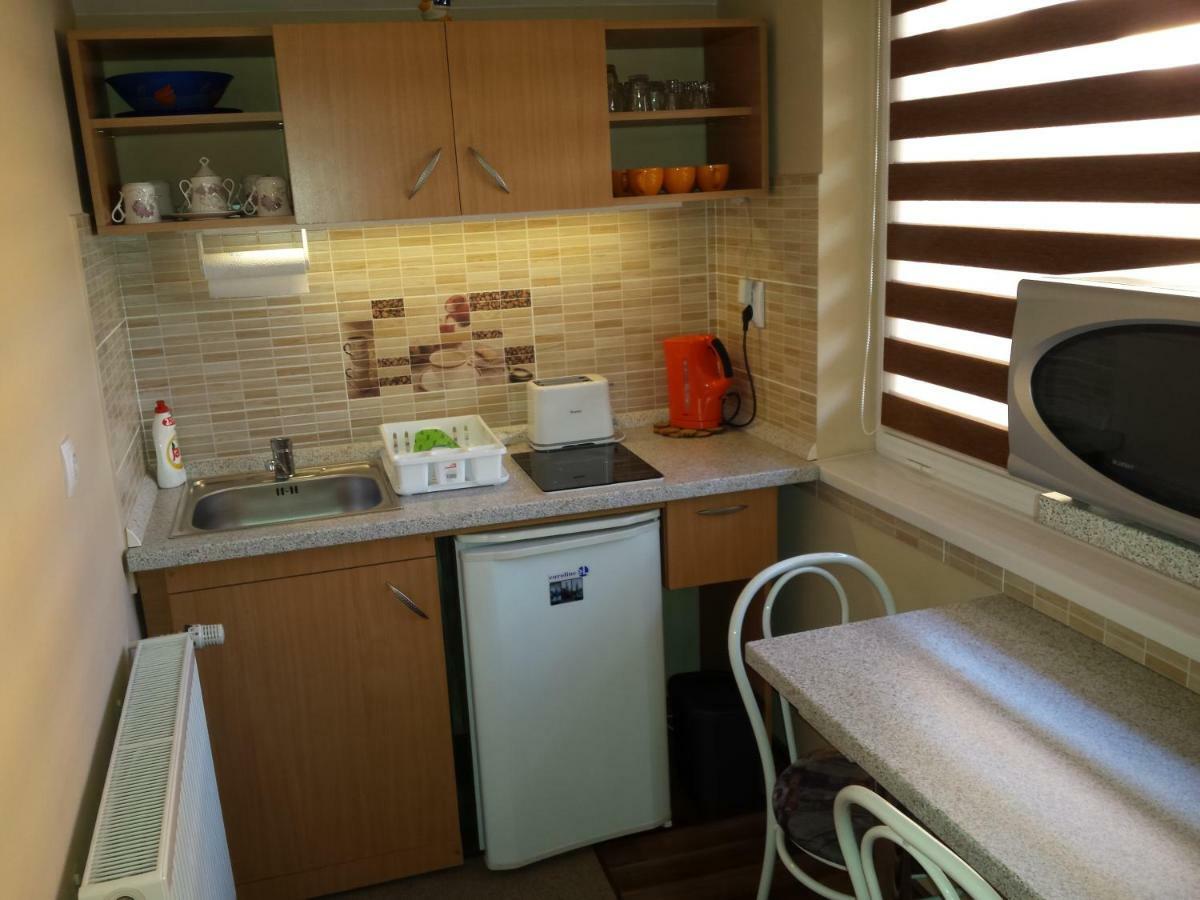 Eszter Vendeghaz Hotel Izvoru Crisului Ngoại thất bức ảnh